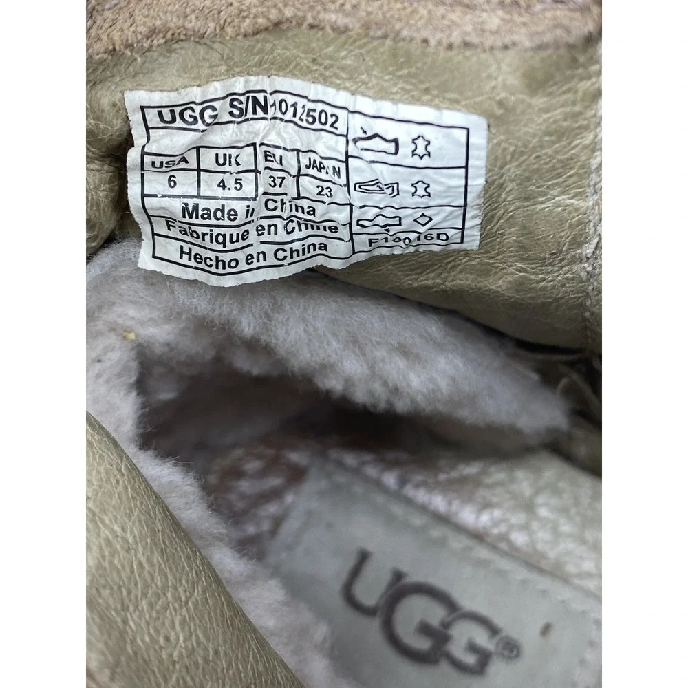 UGG Australia Ankle Boots  Size 6 Booties Shenendoah‎ Beige Fringes